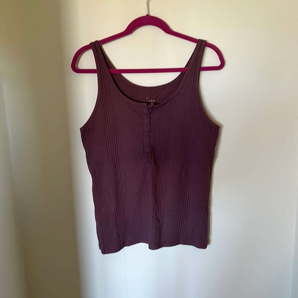 A new day, size L purple tank top!